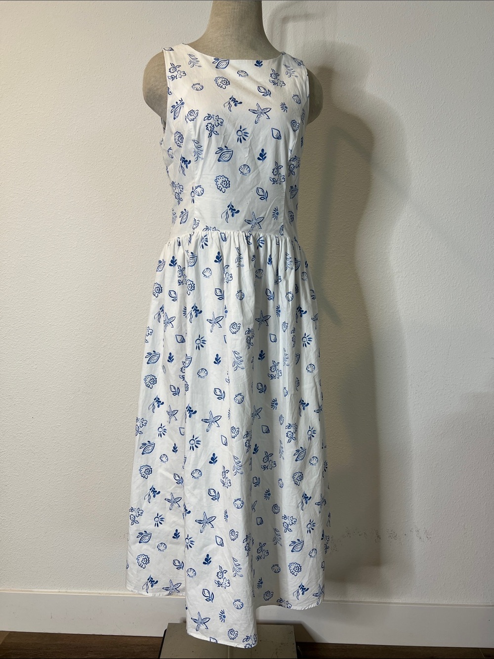 WAYF Cotton Sleeveless White & Blue Beach Motif Midi Dress